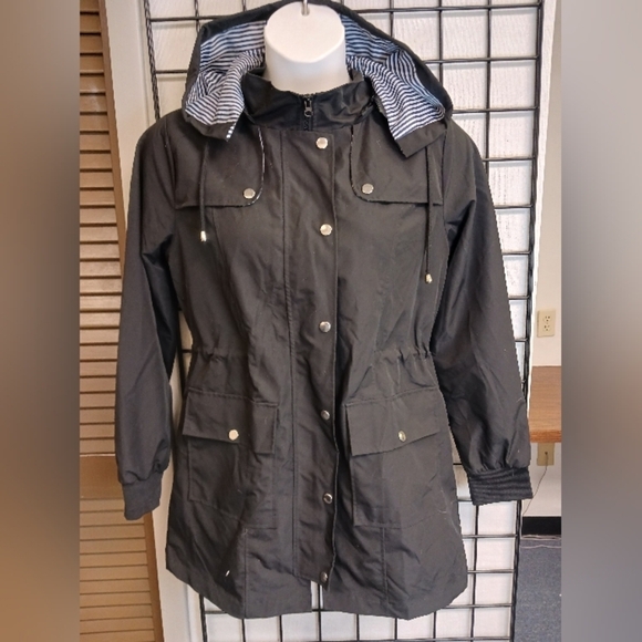 Bloggerlove Black Rain Jacket with Striped Navy Lining SIZE M - Picture 3 of 6